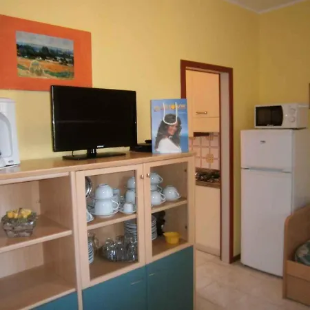 Apartment In 24604 *